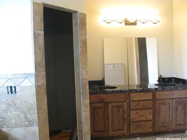 639 E 3200 N, Marion, UT 84036 — photo 10