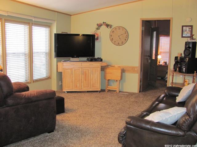 520 N Main E, Mona, UT 84645 — photo 7
