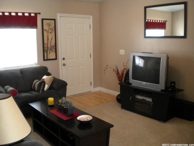 1942 N 150 E, North Ogden, UT 84414 — photo 4