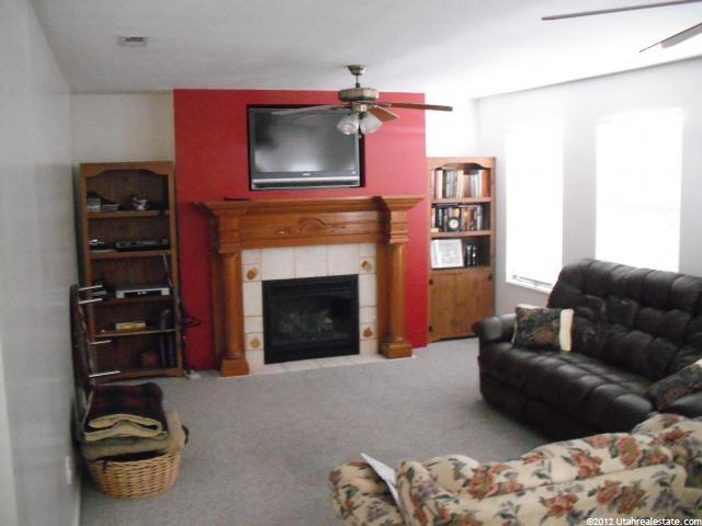 1878 N 900 W, Clinton, UT 84015 — photo 4