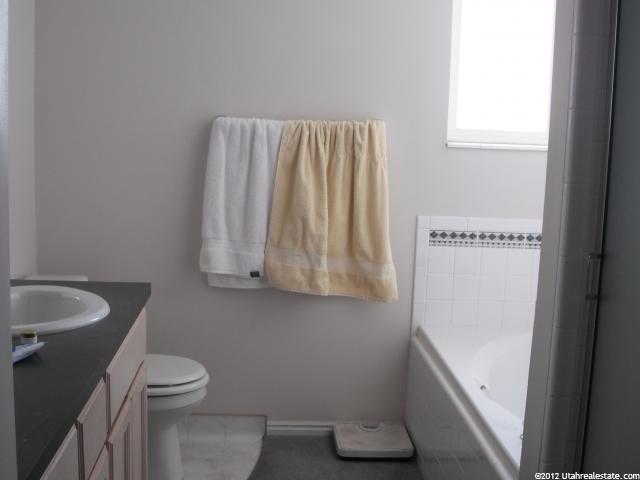 1878 N 900 W, Clinton, UT 84015 — photo 6