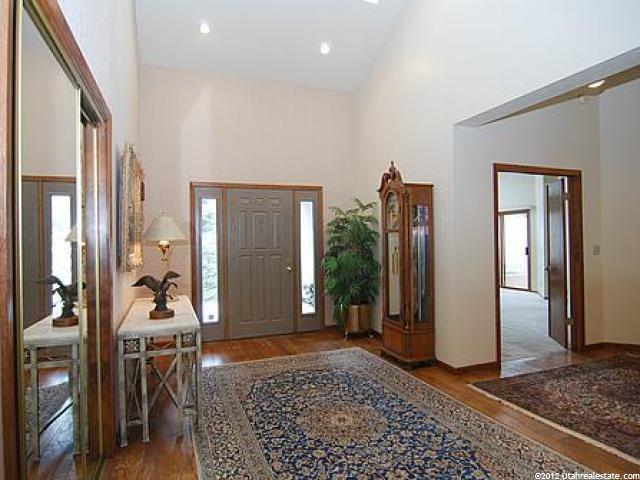 2092 S Maple Ridge Dr. E, Bountiful, UT 84010 — photo 2