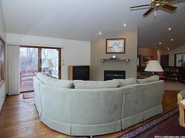 2092 S Maple Ridge Dr. E, Bountiful, UT 84010 — photo 10