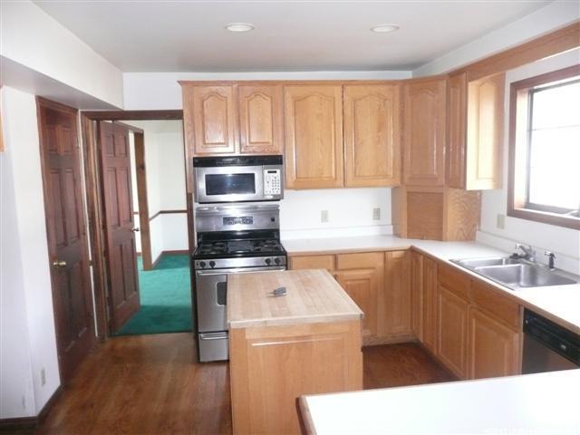 11613 S Worthington Ct E, Sandy, UT 84092 — photo 2