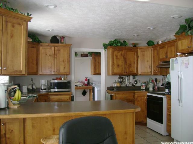 1347 600 E, Nephi, UT 84648 — photo 2