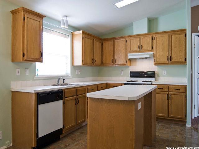 2669 N 1050 E, North Ogden, UT 84414 — photo 4