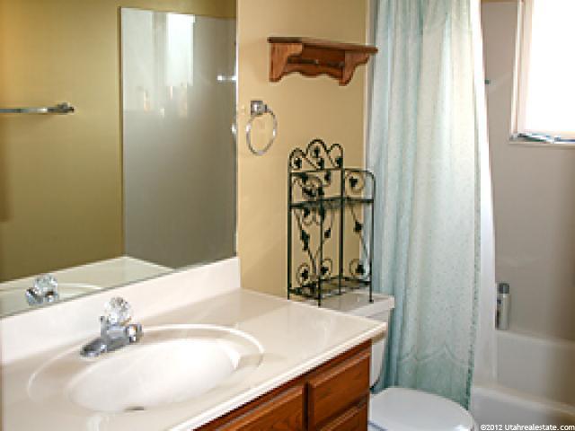 266 E Shadowbrook Ln, Kaysville, UT 84037 — photo 12