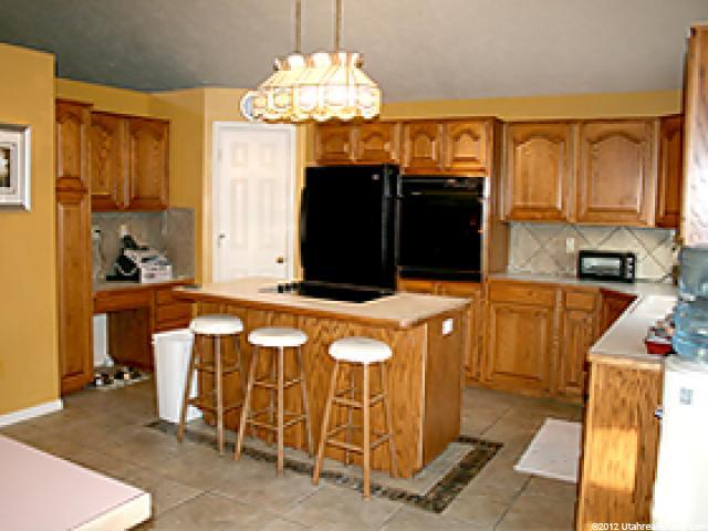 266 E Shadowbrook Ln, Kaysville, UT 84037 — photo 4