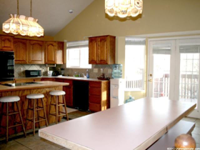 266 E Shadowbrook Ln, Kaysville, UT 84037 — photo 6