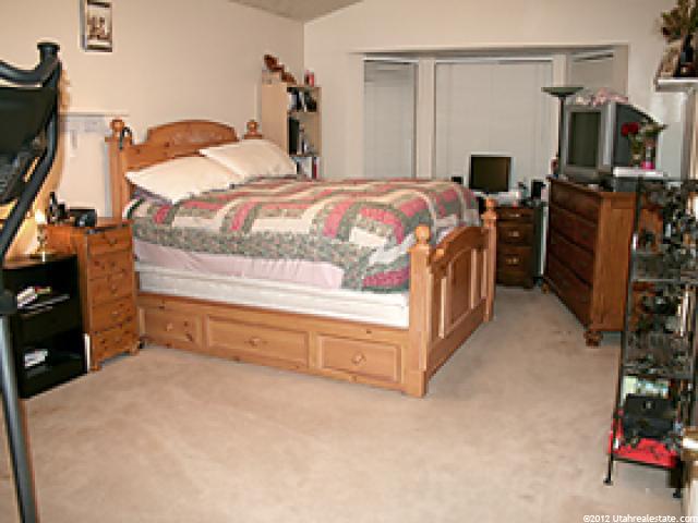 266 E Shadowbrook Ln, Kaysville, UT 84037 — photo 8
