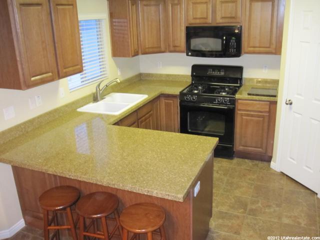 4464 S 3475 W, West Haven, UT 84401 — photo 2