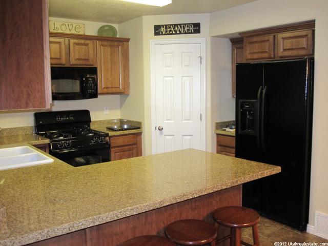 4464 S 3475 W, West Haven, UT 84401 — photo 3