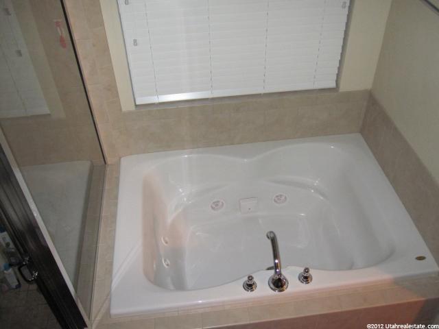 4464 S 3475 W, West Haven, UT 84401 — photo 8