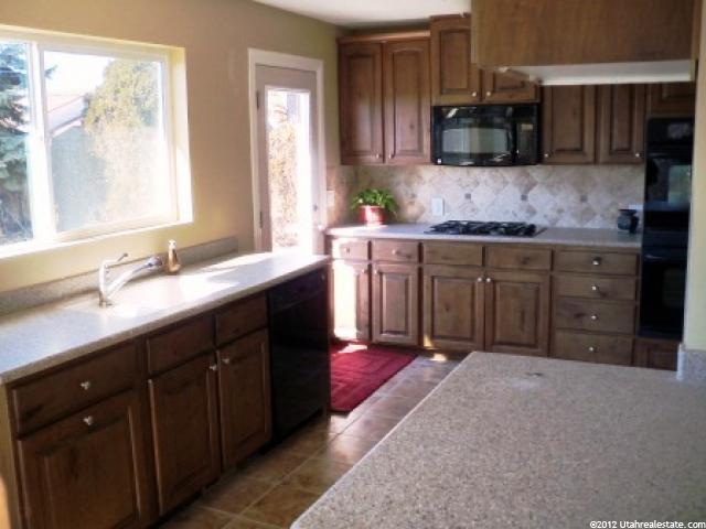 220 S 600 E, Kaysville, UT 84037 — photo 8