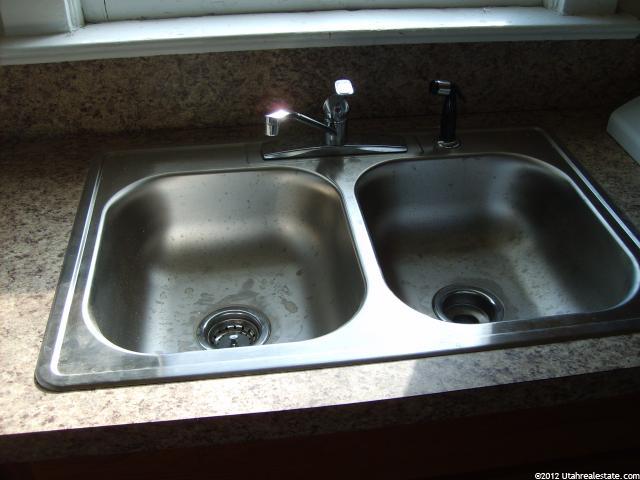 865 Binford St, Ogden, UT 84401 — photo 6