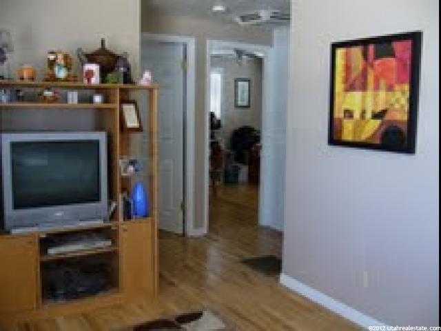 159 S 400 E, Clearfield, UT 84015 — photo 2