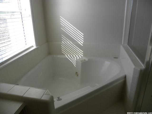 179 N Quail Way E, Logan, UT 84321 — photo 9