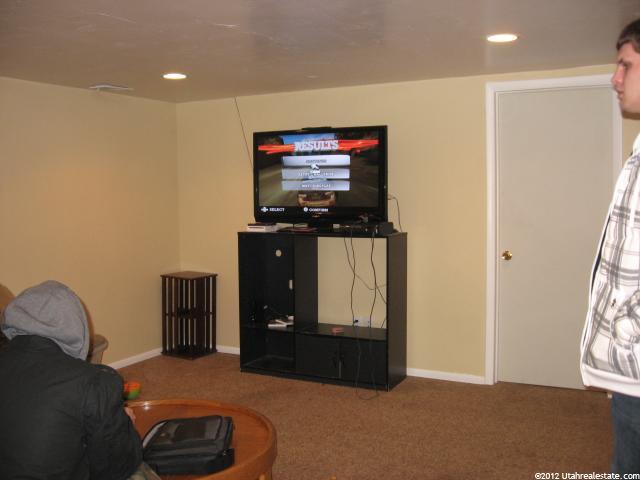 8225 S Jackson St, Midvale, UT 84047 — photo 4