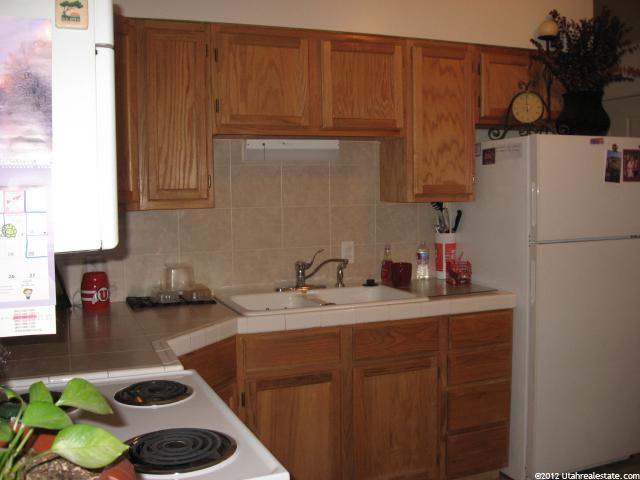 8225 S Jackson St, Midvale, UT 84047 — photo 9