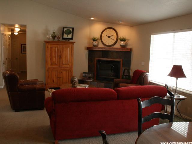 502 W 2025 N, Centerville, UT 84014 — photo 2