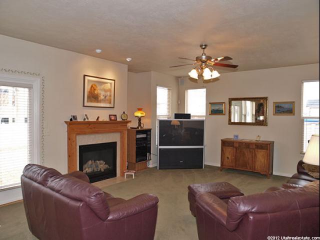 577 E Fitz Ln S, Draper, UT 84020 — photo 3