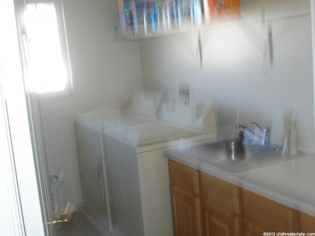 1864 S 350 E, Clearfield, UT 84015 — photo 10