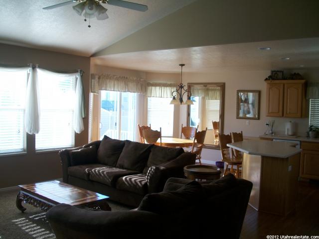 4090 S Westlake Dr W, Roy, UT 84067 — photo 3