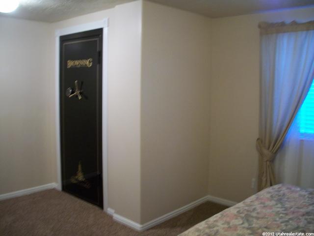 4090 S Westlake Dr W, Roy, UT 84067 — photo 10