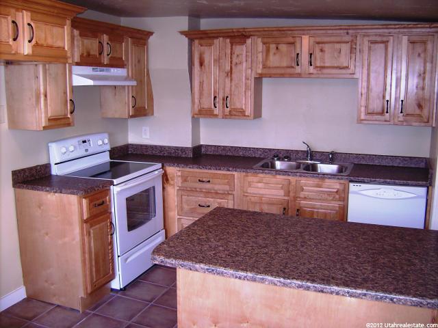 275 E 300 S, Logan, UT 84321 — photo 2
