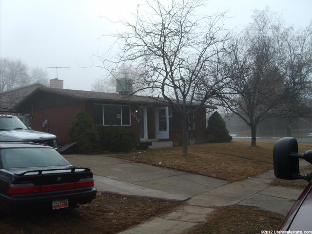 2572 N 770 W, Clinton, UT 84015 — photo 2