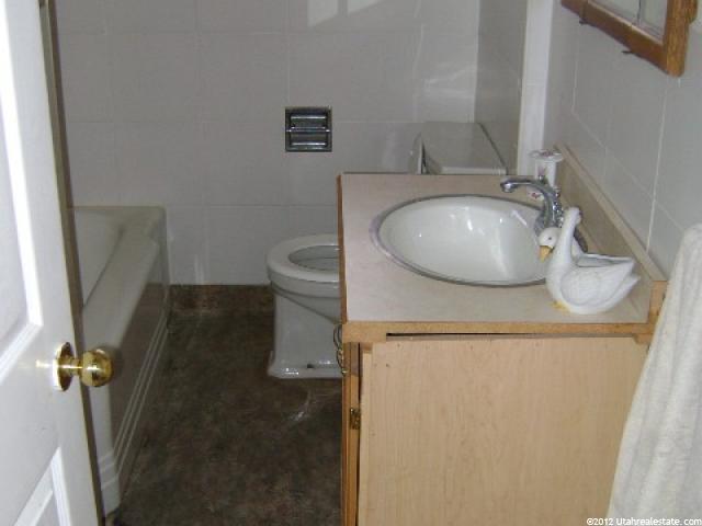 3186 S 650 W, Bountiful, UT 84010 — photo 3