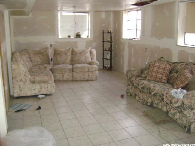 3186 S 650 W, Bountiful, UT 84010 — photo 7