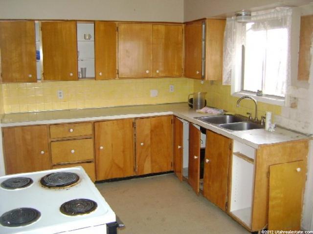 3186 S 650 W, Bountiful, UT 84010 — photo 8