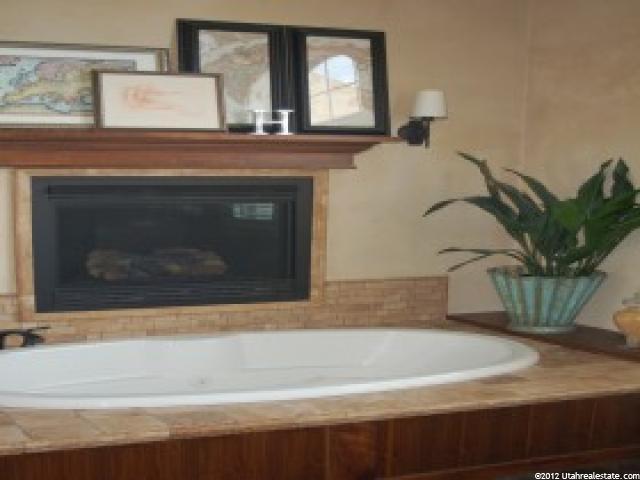4862 S Garden Ct, Ogden, UT 84403 — photo 4