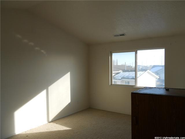 16 E 2450 S, Clearfield, UT 84015 — photo 3