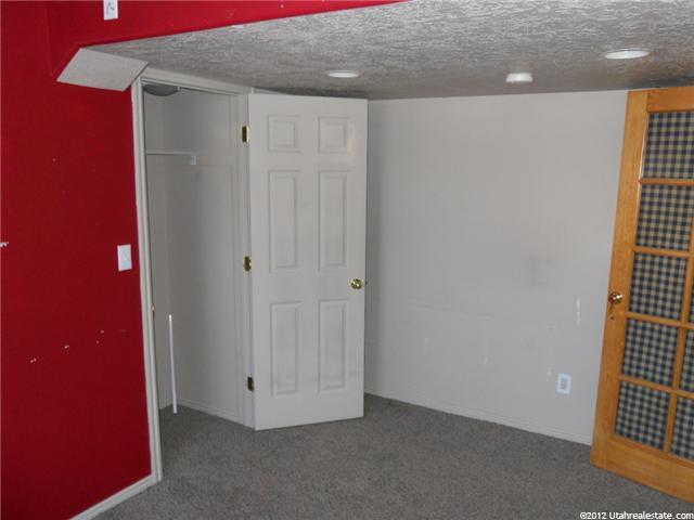 16 E 2450 S, Clearfield, UT 84015 — photo 5