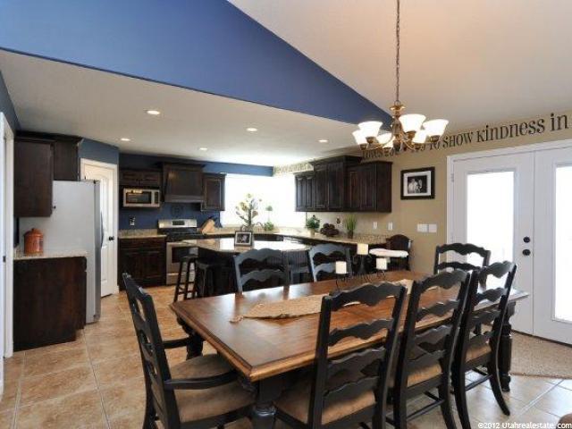 2105 S Allen Rd, Taylor, UT 84401 — photo 12