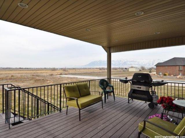 2105 S Allen Rd, Taylor, UT 84401 — photo 4