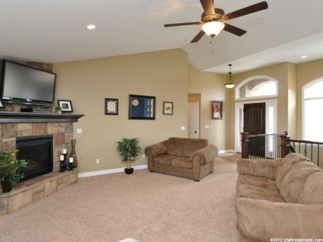 2105 S Allen Rd, Taylor, UT 84401 — photo 8