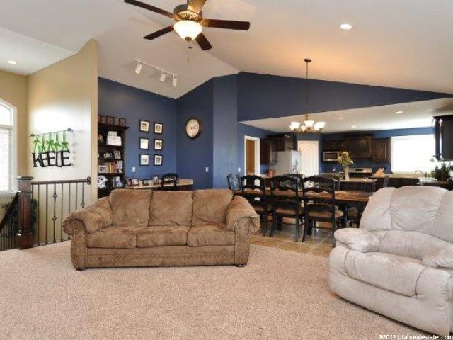 2105 S Allen Rd, Taylor, UT 84401 — photo 9