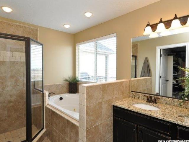 2105 S Allen Rd, Taylor, UT 84401 — photo 10