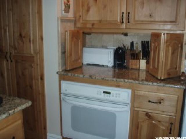 319 E Ridgeline Dr S, Washington Terrace, UT 84405 — photo 5