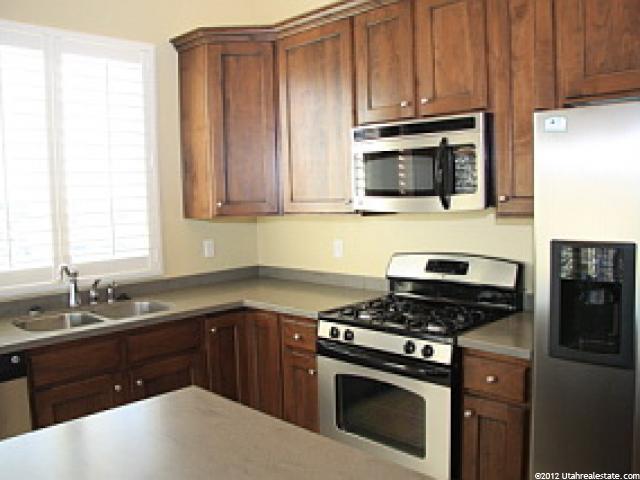 2069 S James Cir, Clearfield, UT 84015 — photo 5