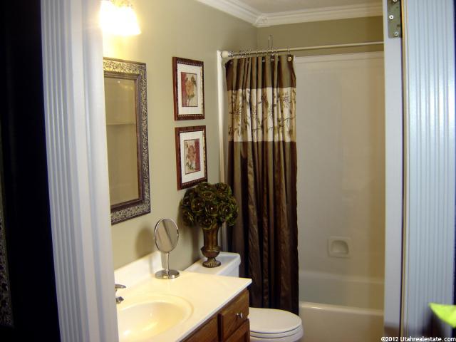 200 N 750 W, Hyrum, UT 84319 — photo 8