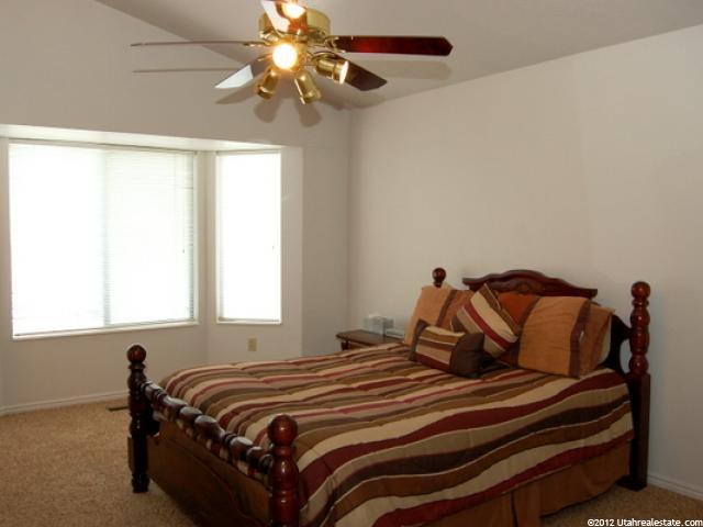 5568 S 3050 W, Roy, UT 84067 — photo 7