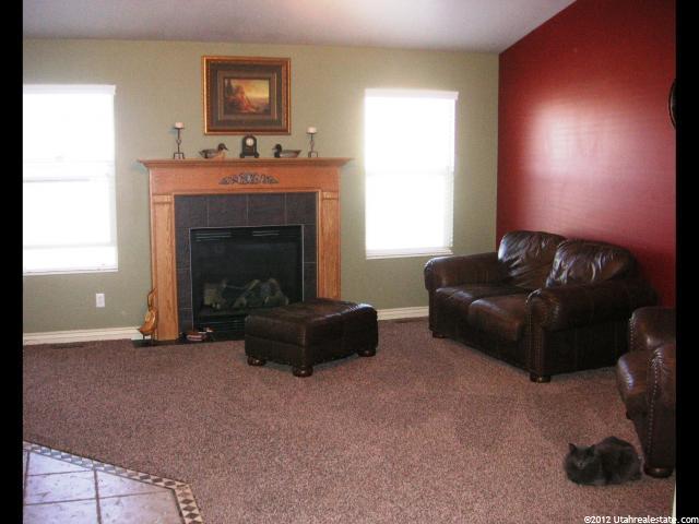 2504 Remuda Dr, Farr West, UT 84404 — photo 2