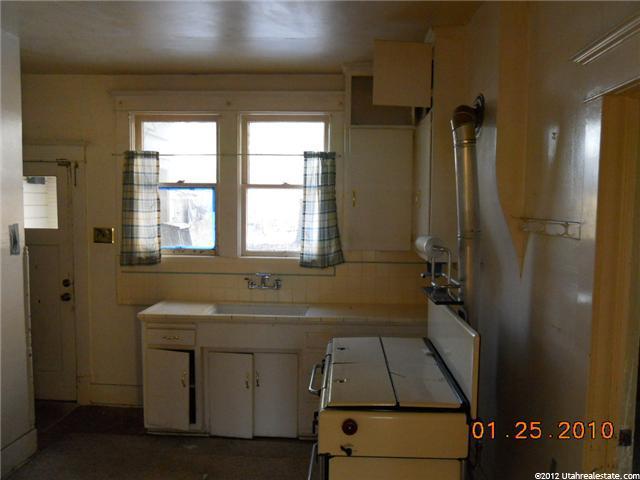 251 E 500 S, Bountiful, UT 84010 — photo 7