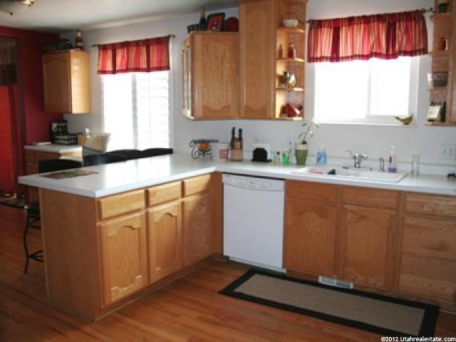289 S 650 W, Farmington, UT 84025 — photo 2