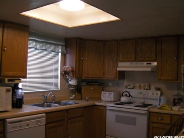 306 E 400 S, Manti, UT 84642 — photo 2