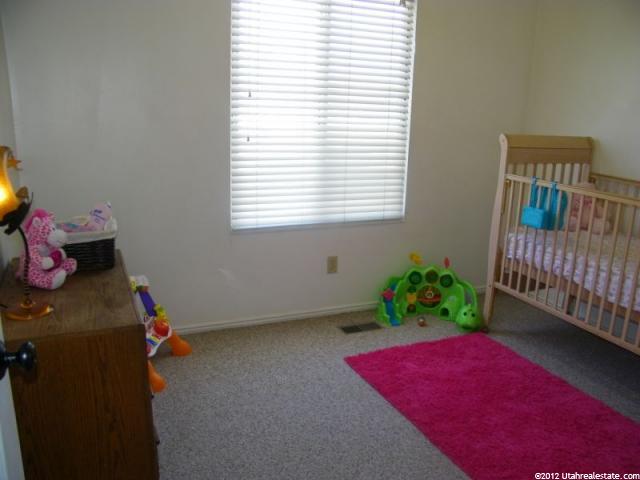 1073 W 2450 N, Layton, UT 84041 — photo 2